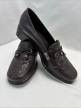 Unisa Women’s Sz6.5B Dark Brown Woven Leather Vintage90s Loafers #326
